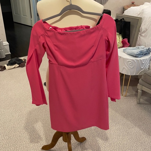 NEVER WORN off the shoulder hot pink mini dress XS - Picture 1 of 3
